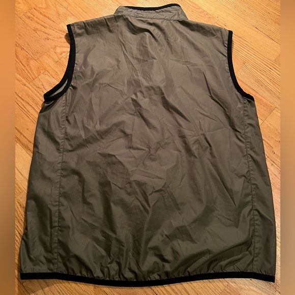 Nike Men’s Zip Up Vest Olive Green - Picture 2 of 9